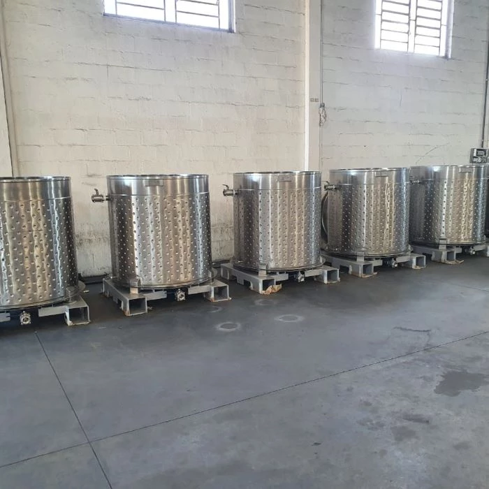 Tachos e Recipientes de Inox encamisado AGIMIX