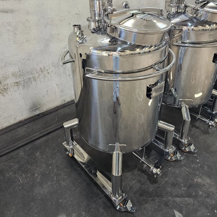 Tachos e Recipientes de Inox AGIMIX