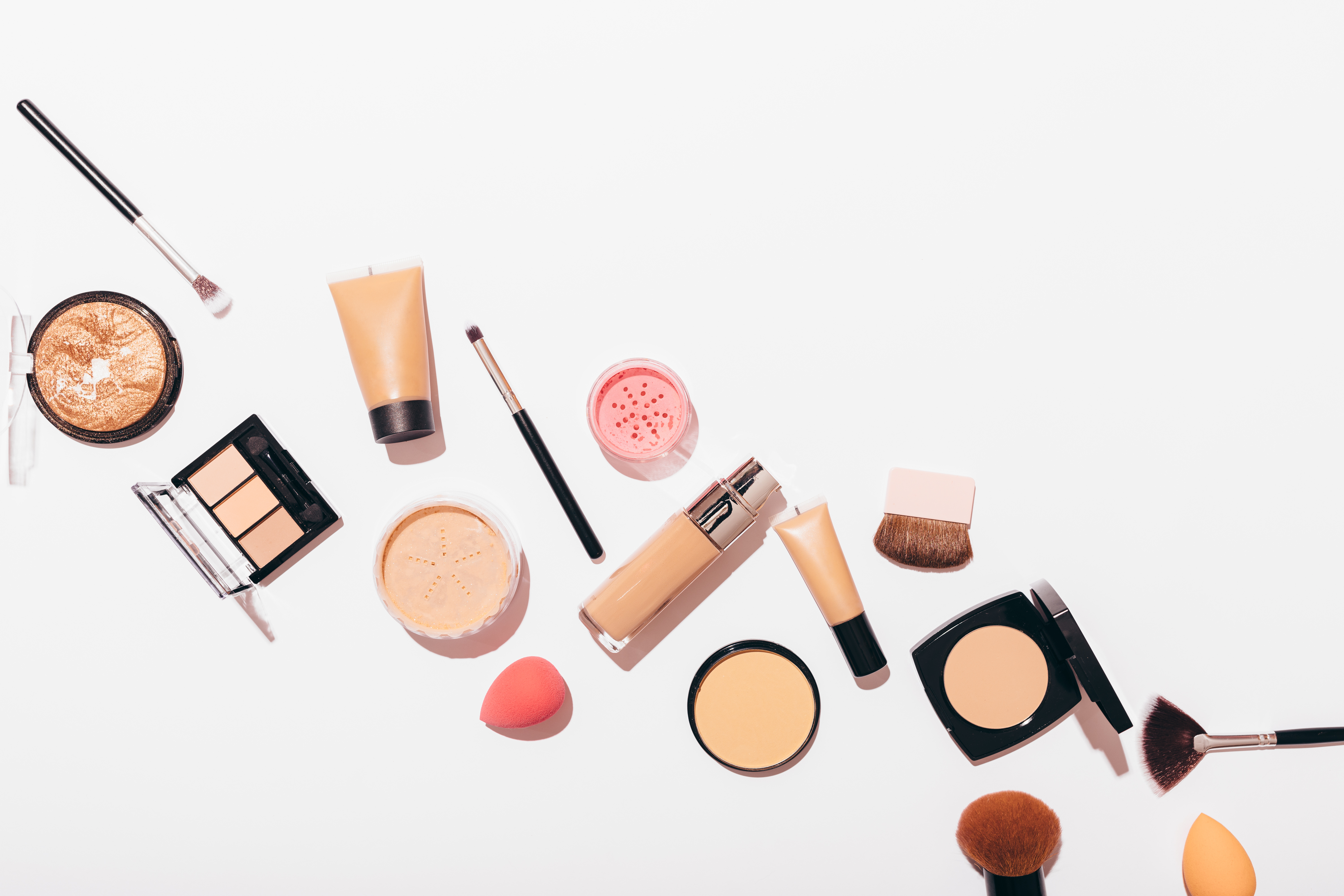 Manufacture of cosmetic folders and ointments