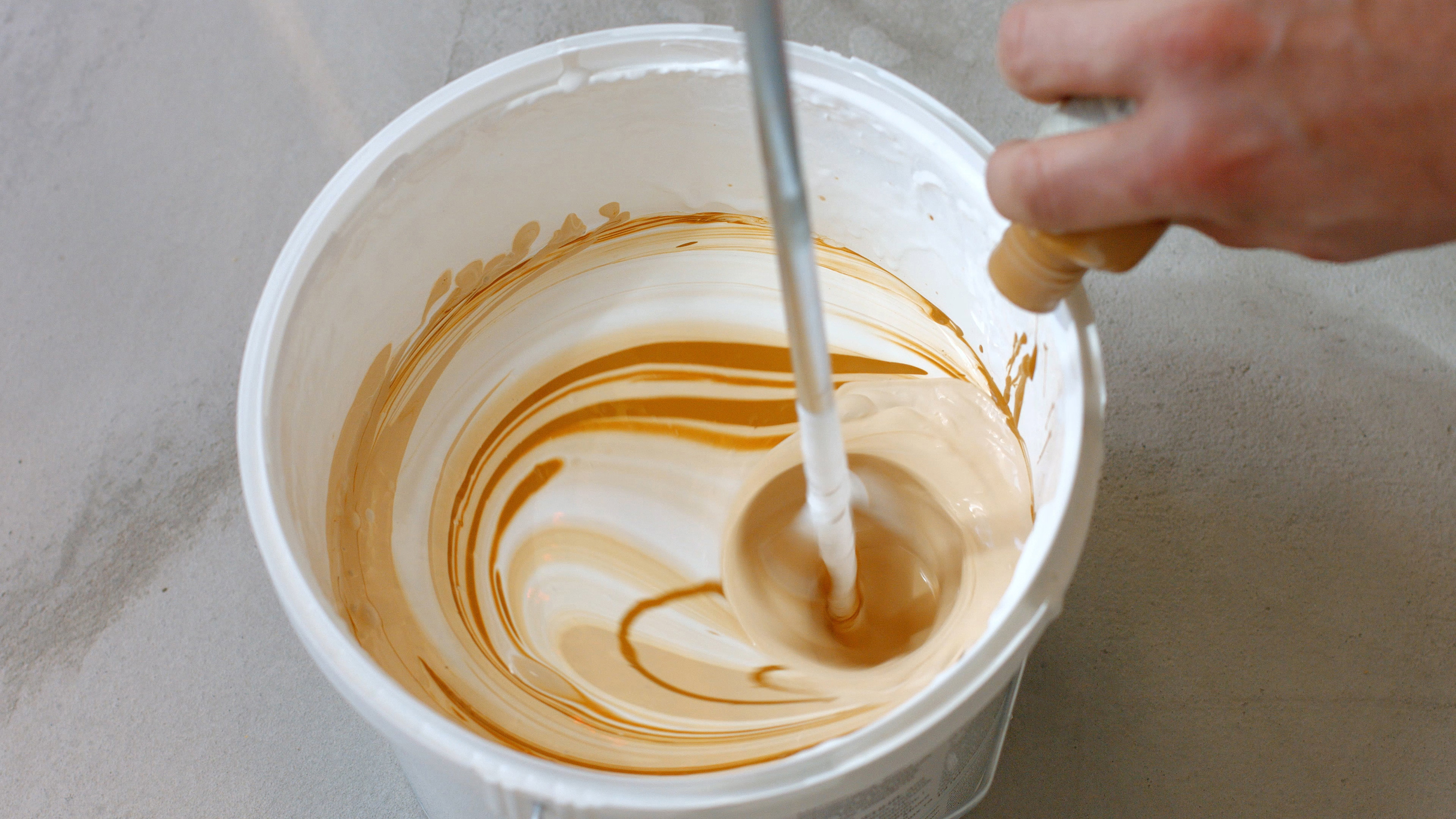 Paints and varnishes