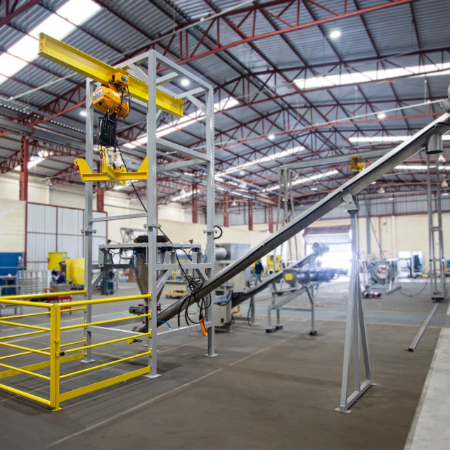 Fabricante de transportadores de tornillo para sistemas industriales integrados